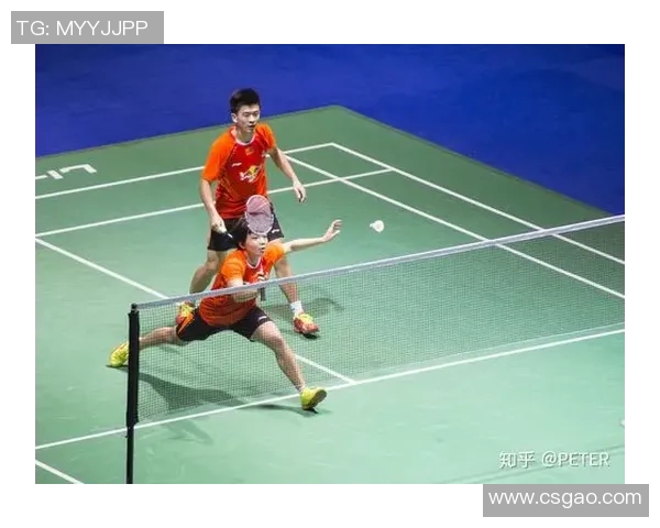 重庆羽毛球队的默契配合与战术分析探讨